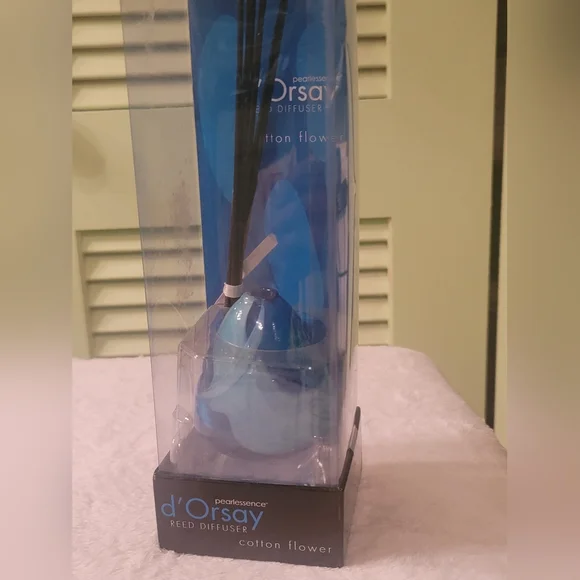 NWT Reed Diffuser - Picture 1 of 5